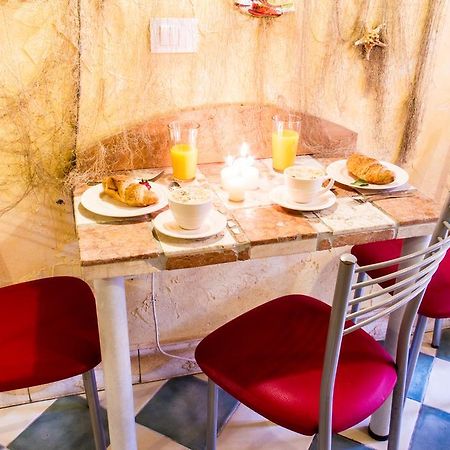 Cosy Little Love Nest In Пиран Стая снимка