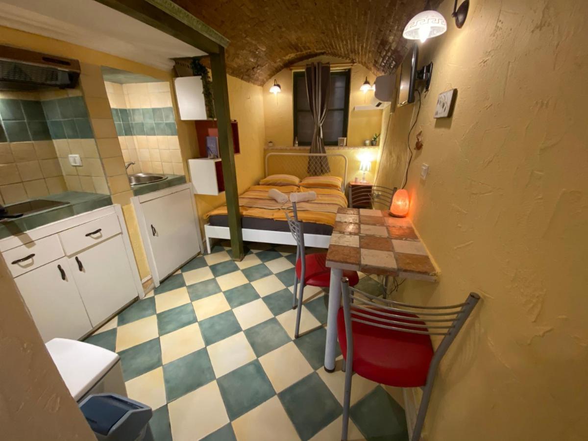 Cosy Little Love Nest In Пиран Екстериор снимка