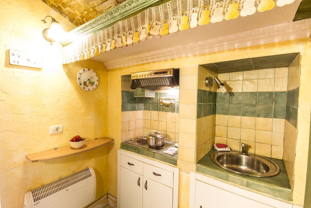 Cosy Little Love Nest In Пиран Стая снимка